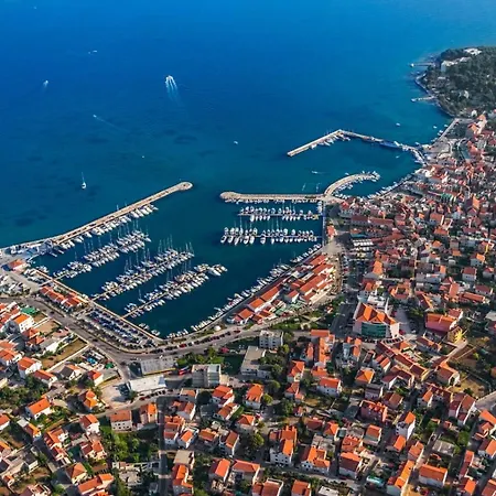 In With Balcony, Air Conditioning, Wi-fi Apartment