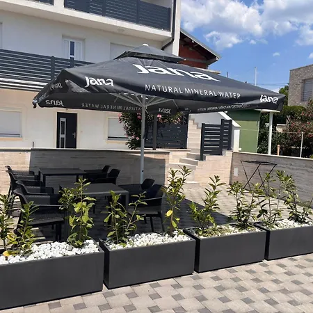 In With Balcony, Air Conditioning, Wi-fi Apartment *