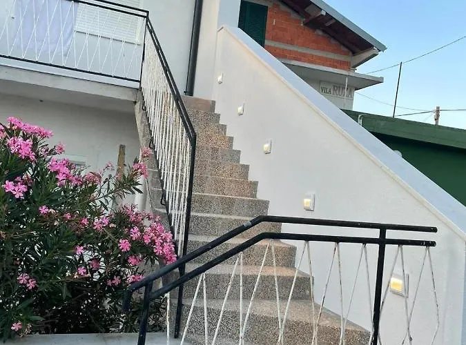 アパート In With Balcony, Air Conditioning, Wi-fi *