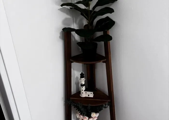 In With Balcony, Air Conditioning, Wi-fi *