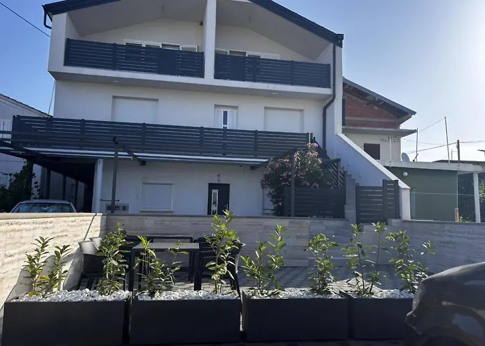 In With Balcony, Air Conditioning, Wi-fi *